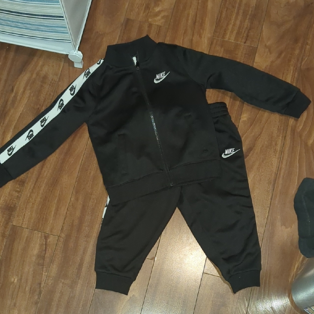Nike Black and White Tracksuit Set